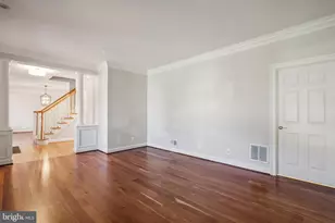 8802 Northern Spruce Ln, Alexandria, VA 22309 - Photo 4
