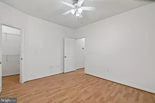 12148 Garden Grove Cir, Fairfax, VA 22030 - Photo 38