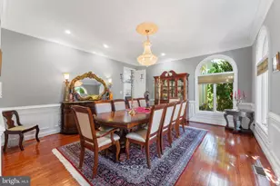 627 Walker Rd, Great Falls, VA 22066 - Photo 32