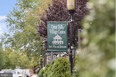 627 Walker Road, Great Falls, VA 22066 - Photo 136