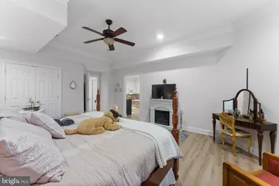 627 Walker Road, Great Falls, VA 22066 - Photo 100