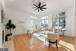 7204 Lyndam Hill Cir, Lorton, VA 22079 - Photo 10