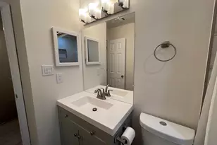 8922 Royal Astor Way, Fairfax, VA 22031 - Photo 14