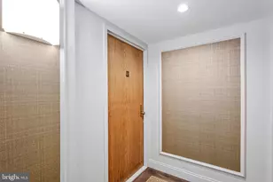 1800 Old Meadow Rd, McLean, VA 22102 - Photo 22