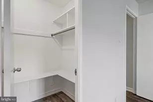 1800 Old Meadow Rd, McLean, VA 22102 - Photo 14