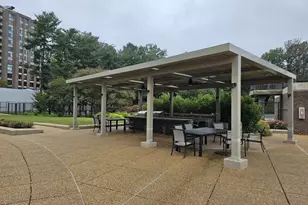 1800 Old Meadow Rd, McLean, VA 22102 - Photo 26