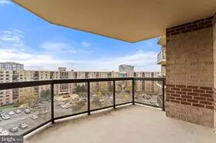 8350 Greensboro Dr, McLean, VA 22102 - Photo 60