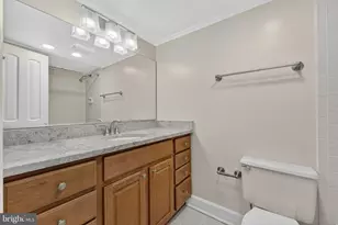 8350 Greensboro Dr, McLean, VA 22102 - Photo 12