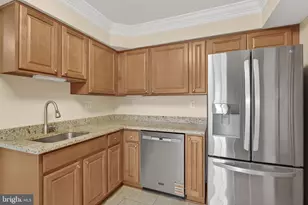 8350 Greensboro Dr, McLean, VA 22102 - Photo 58