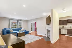 4311 Runabout Ln, Fairfax, VA 22030 - Photo 2