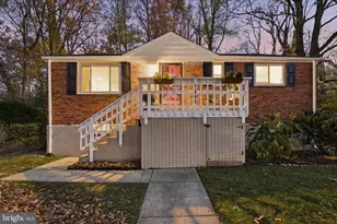 7203 Arthur Dr, Falls Church, VA 22046 - Photo 50