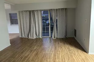 1923 Wilson Ln, McLean, VA 22102 - Photo 8