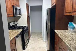 1923 Wilson Ln, McLean, VA 22102 - Photo 4