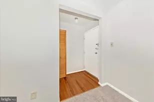 3316 Woodburn Village Dr, Annandale, VA 22003 - Photo 4