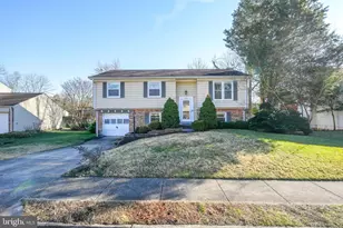4512 Lantern Pl, Alexandria, VA 22306 - Photo 2