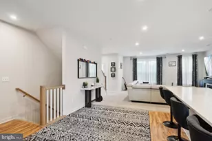 13506 Innovation Station Loop, Herndon, VA 20171 - Photo 12