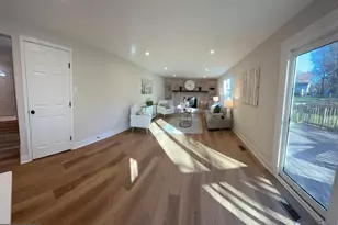 8375 Magic Leaf Rd, Springfield, VA 22153 - Photo 10