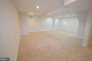 8375 Magic Leaf Rd, Springfield, VA 22153 - Photo 42