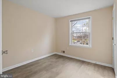 8180 Fernlake Court, Alexandria, VA 22309 - Photo 16