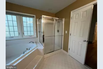 4102 Kentmere Square, Fairfax, VA 22030 - Photo 32