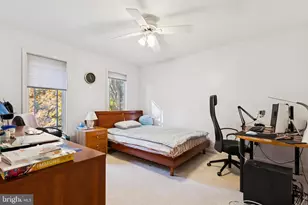 3406 Lyrac St, Oakton, VA 22124 - Photo 8