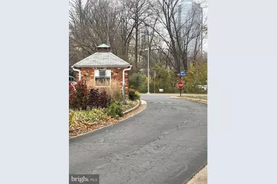 7640 Provincial Drive #204, McLean, VA 22102 - Photo 30