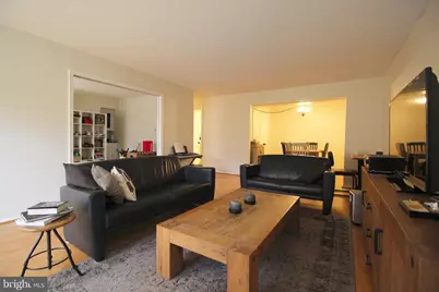 7640 Provincial Drive #204, McLean, VA 22102 - Photo 4