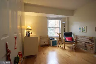 7640 Provincial Dr, McLean, VA 22102 - Photo 16