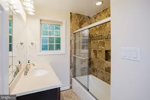 2177 Chain Bridge Rd, Vienna, VA 22182 - Photo 22