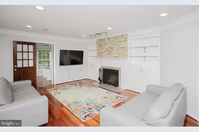 2177 Chain Bridge Road, Vienna, VA 22182 - Photo 10