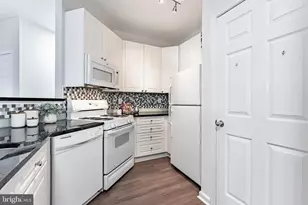 4200 Mozart Brigade Ln, Fairfax, VA 22033 - Photo 18