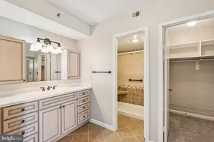 3709 S George Mason Dr, Falls Church, VA 22041 - Photo 16