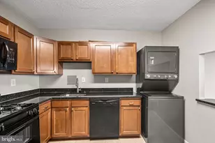 3701 S George Mason Dr, Falls Church, VA 22041 - Photo 12