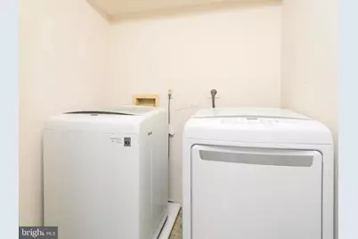 6035 Netherton Street, Centreville, VA 20120 - Photo 14