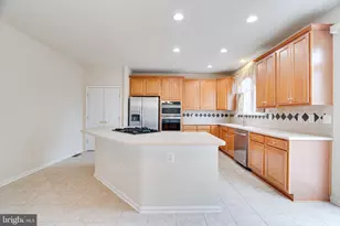 12587 Birkdale Way, Fairfax, VA 22030 - Photo 12