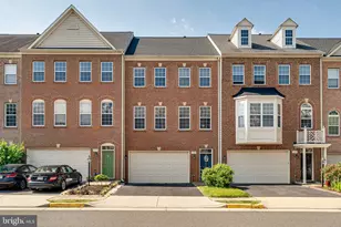 12587 Birkdale Way, Fairfax, VA 22030 - Photo 2