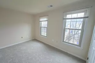 3007 Heritage Springs Ct, Alexandria, VA 22306 - Photo 14