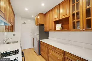 6621 Wakefield Dr, Alexandria, VA 22307 - Photo 6