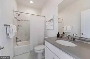 11695 Sunrise Square Pl, Reston, VA 20191 - Photo 58