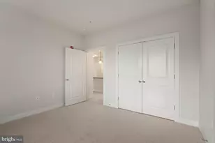 9521 Bastille St, Fairfax, VA 22031 - Photo 10