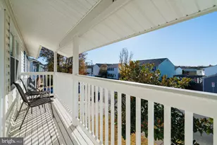 7215 Beverly Park Dr, Springfield, VA 22150 - Photo 18