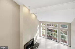 10701 Sycamore Springs Ln, Great Falls, VA 22066 - Photo 74