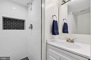 14467 Four Chimney Dr, Centreville, VA 20120 - Photo 20