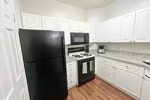 12911 Alton Square, Herndon, VA 20170 - Photo 4