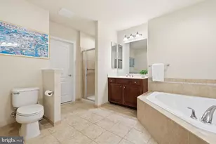 2905 Saintsbury Plaza, Fairfax, VA 22031 - Photo 16