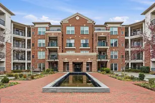 2905 Saintsbury Plaza, Fairfax, VA 22031 - Photo 1