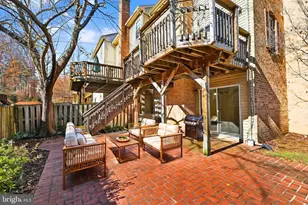 7701 Solomon Seal Dr, Springfield, VA 22152 - Photo 12