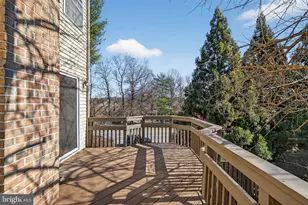 7701 Solomon Seal Dr, Springfield, VA 22152 - Photo 38