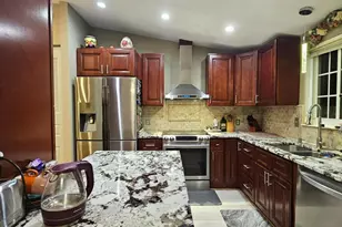 4033 Pickstone Dr, Fairfax, VA 22032 - Photo 6