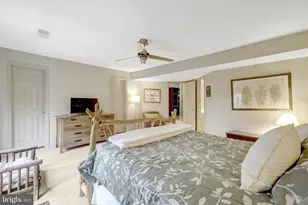 1334 Garden Wall Cir, Reston, VA 20194 - Photo 22